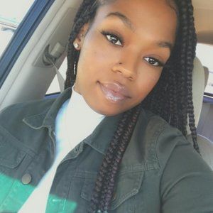 Meet your Posher, Janell